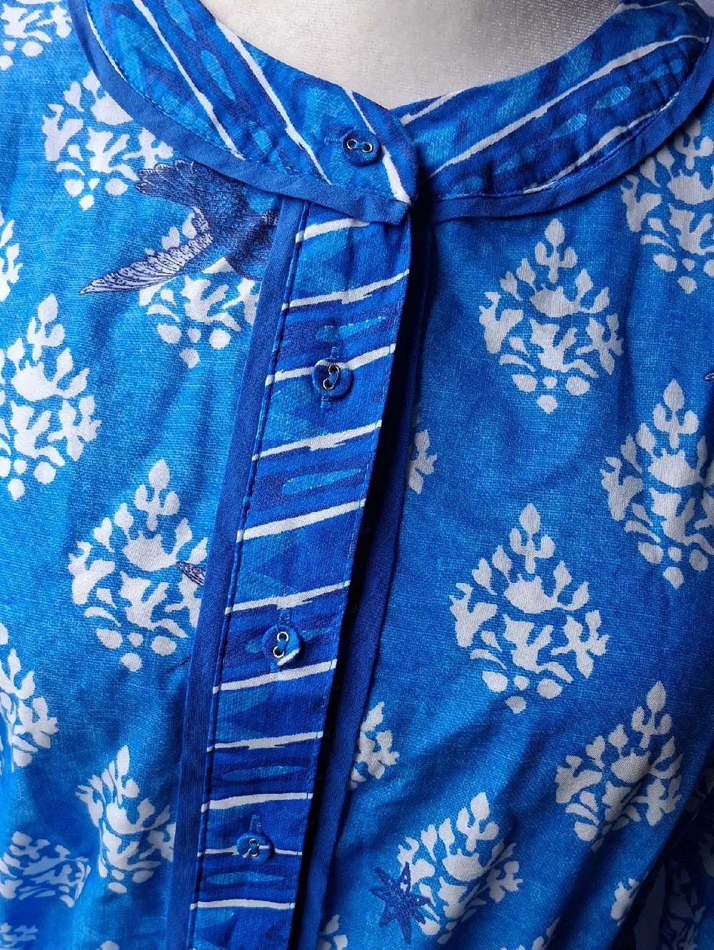 A Loves A Maxi Dress Border Print Mandarin Collar White & Blue S Crocodrile - Picture 6 of 9
